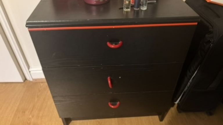 Small Drawer Black & Red
