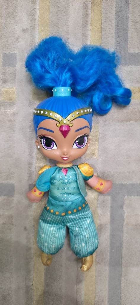 Shimmer and Shine Doll – Good Condition