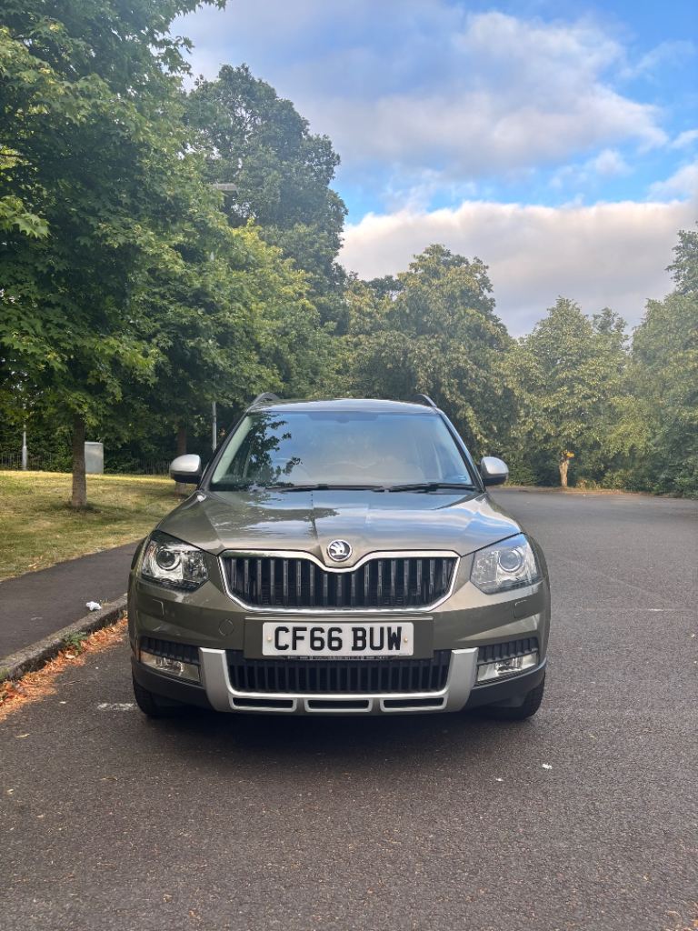 Skoda, YETI OUTDOOR, Hatchback, 2017, Semi-Auto, 1197 (cc), 5 doors