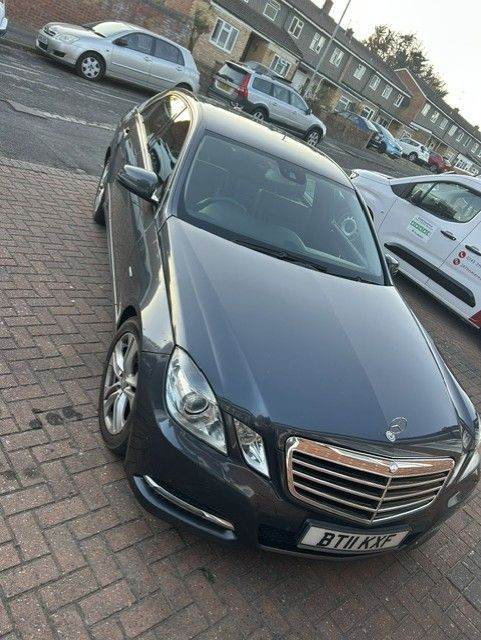 Mercedes-Benz, E CLASS, Saloon, 2011, Semi-Auto, 2143 (cc), 4 doors   £3000 Long MOT  