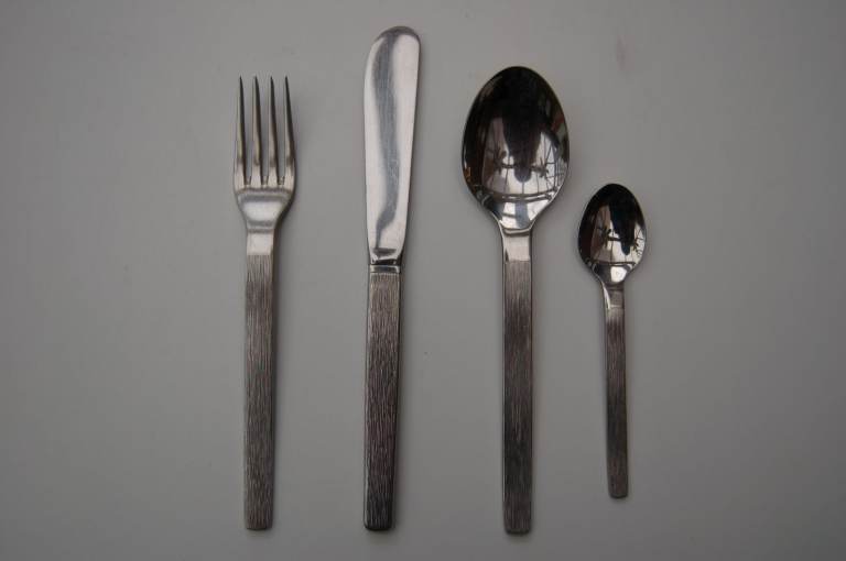 Viners 'Sable'  & 'Barnum' Stainless Steel Cutlery, Most in Lovely Condition. in Single Items  