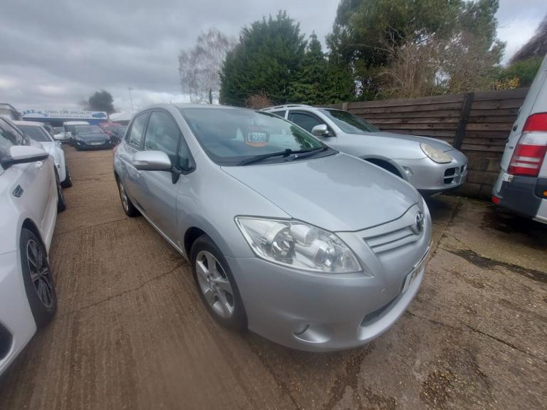 TOYOTA AURIS 1.6 TR 2010