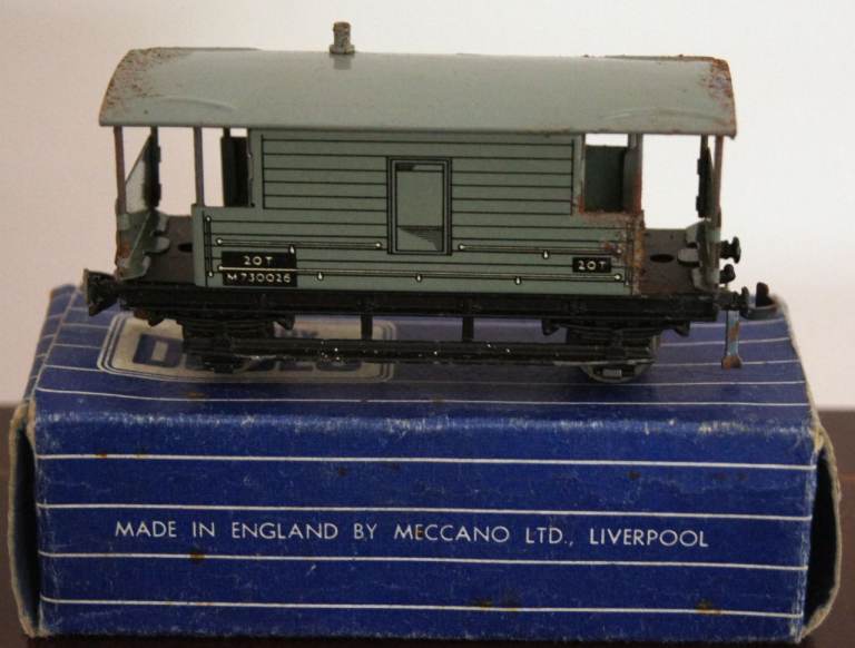 Hornby-Dublo 32045 Goods Brake Van D1 B.R. (L.M.R.) 20T M730026