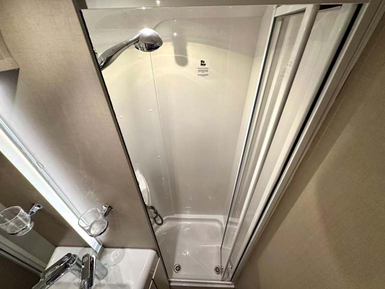 Sterling Elite 645 2016