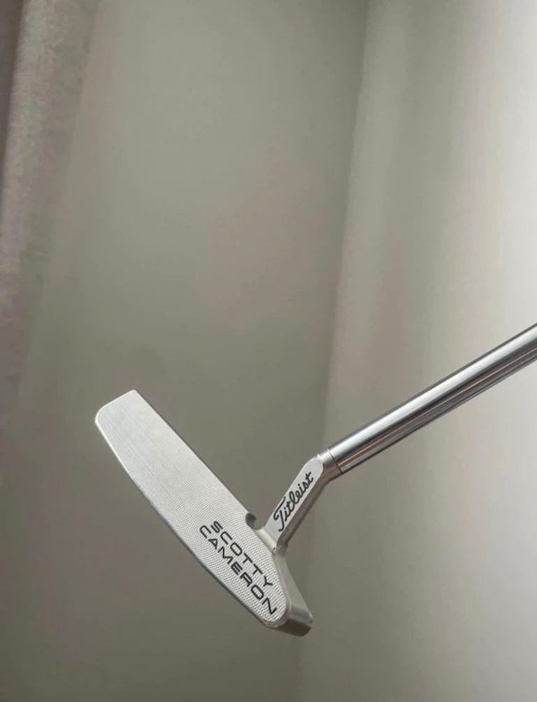 Scotty Cameron Special Select Newport 2.5 Putter with Headcover