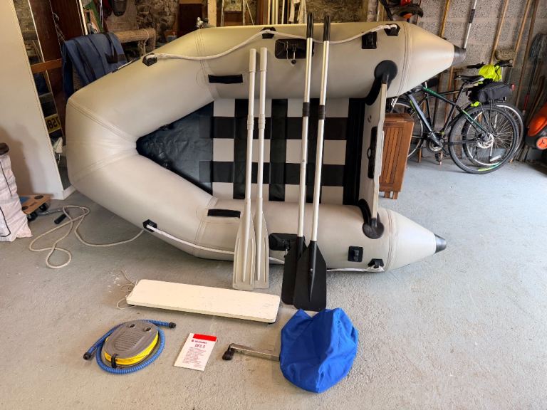 Plastimo inflatable dinghy 8ft. (2.4m.)