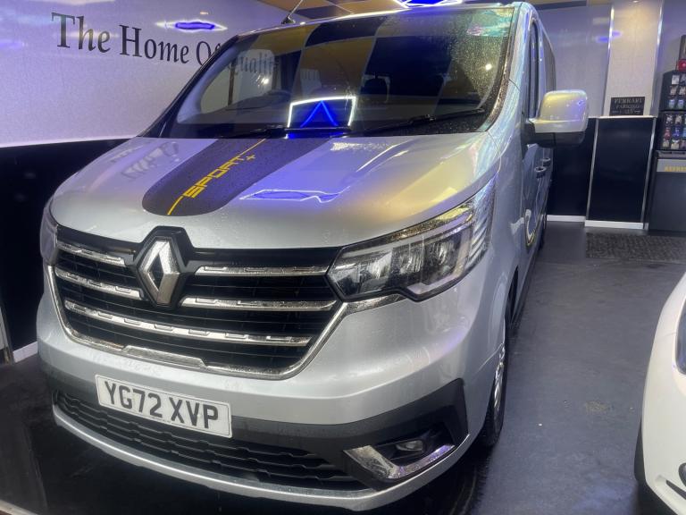 2022 Renault Trafic LL30 ENERGY dCi 145 Sport Nav 9 Seater MPV Diesel Manual