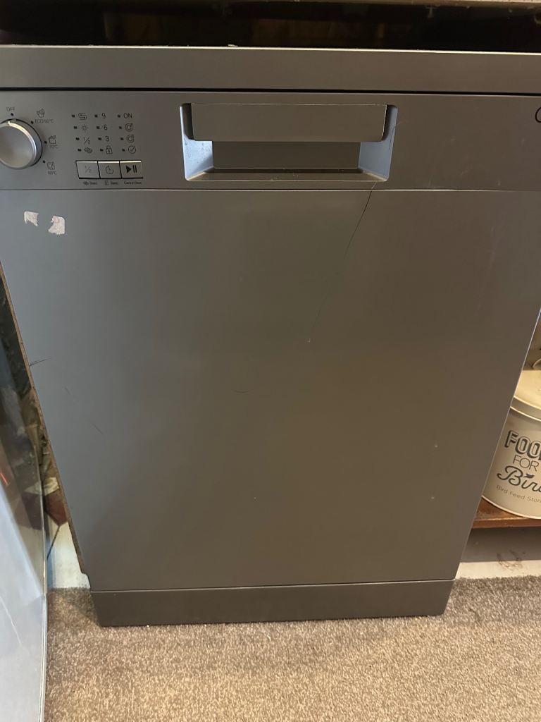 Indesit Dishwasher
