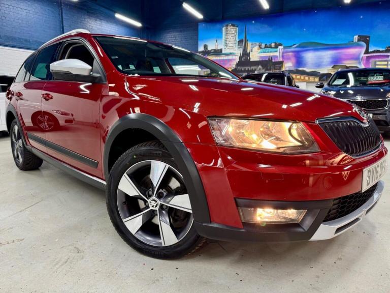 SKODA OCTAVIA 2.0 TDI Scout DSG 4WD Euro 6 (s/s) 5dr 2016