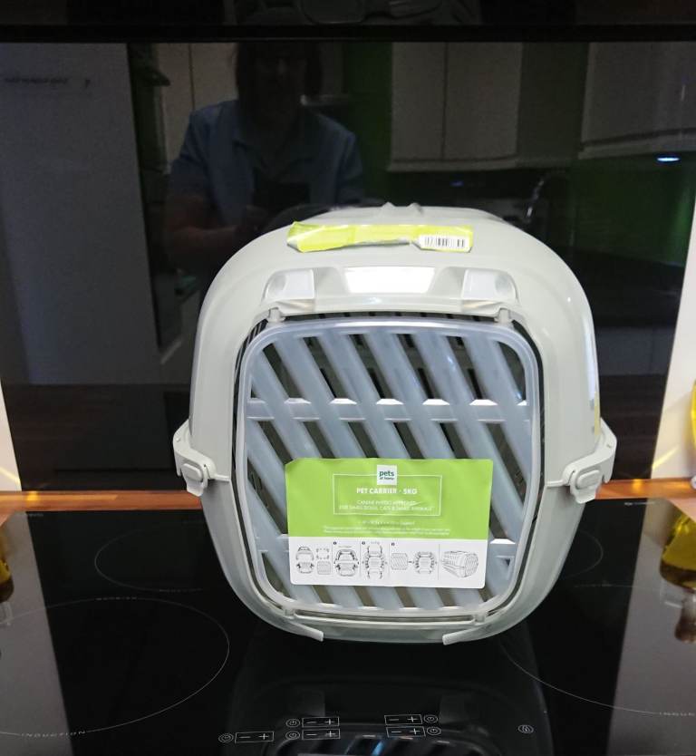 Cat carrier –  New