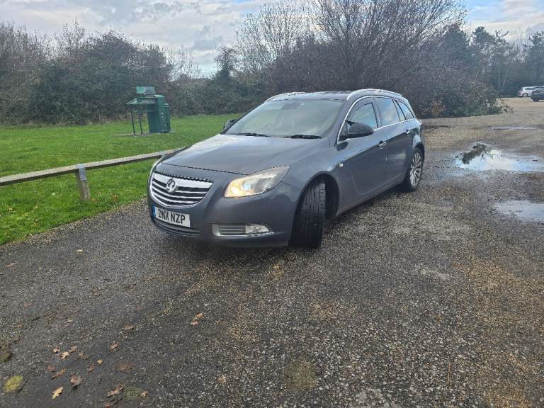 2011 Vauxhall insignia 2.0 cdti auto £950