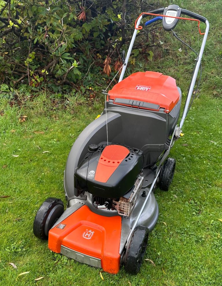 Husqvarna 21”cut AutoWalk petrol Selfdrive lawnmower serviced sharpened Briggs 190cc mower