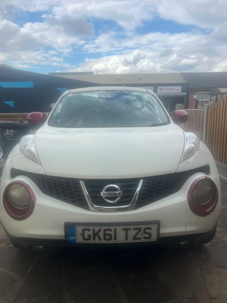 Nissan, JUKE, Hatchback, 2011, Manual, 1618 (cc), 5 doors