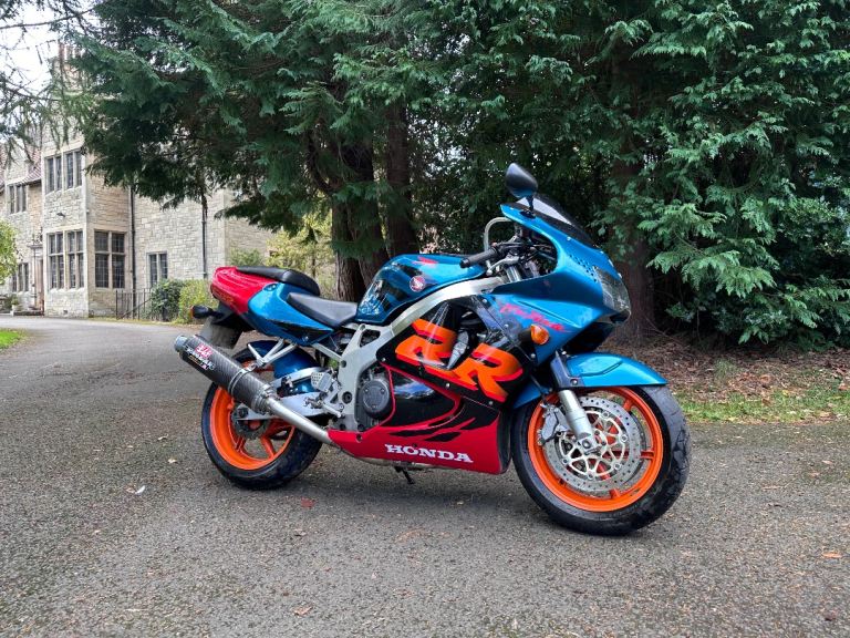 Honda, CBR900R Fireblade - May Swap