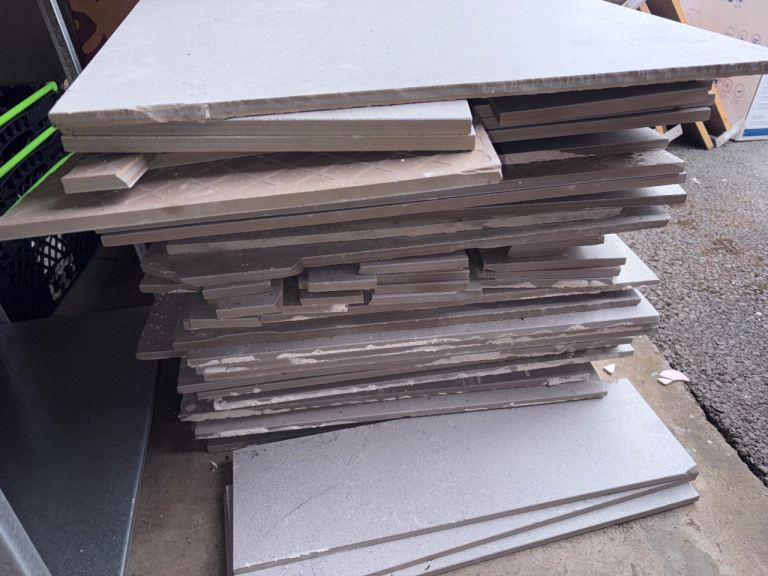 Ceramic tiles 