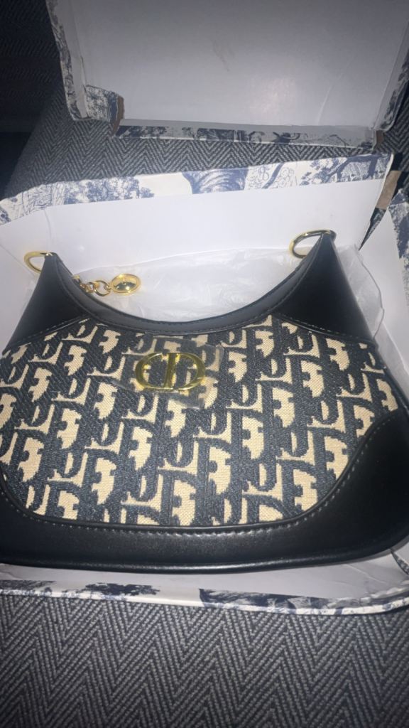 Ladies Dior handbag 