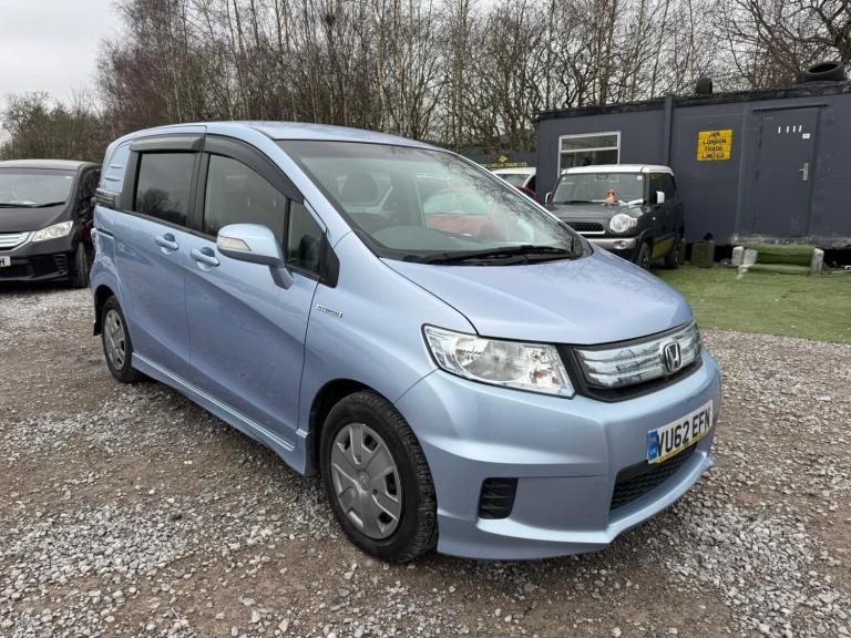 2012 Honda Mobilio Spike 1 490cc CC  Hybrid