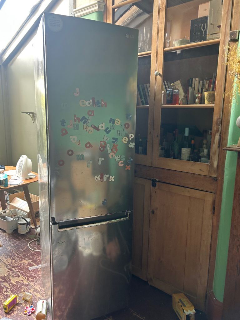 LG Frost-free Fridge Freezer