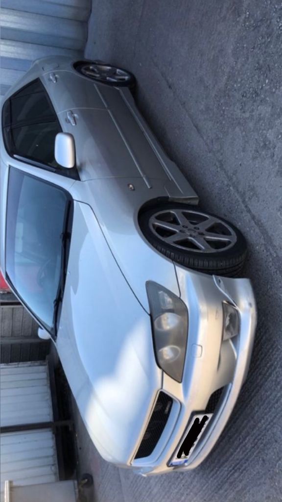 Lexus IS200 2004 Sport. 