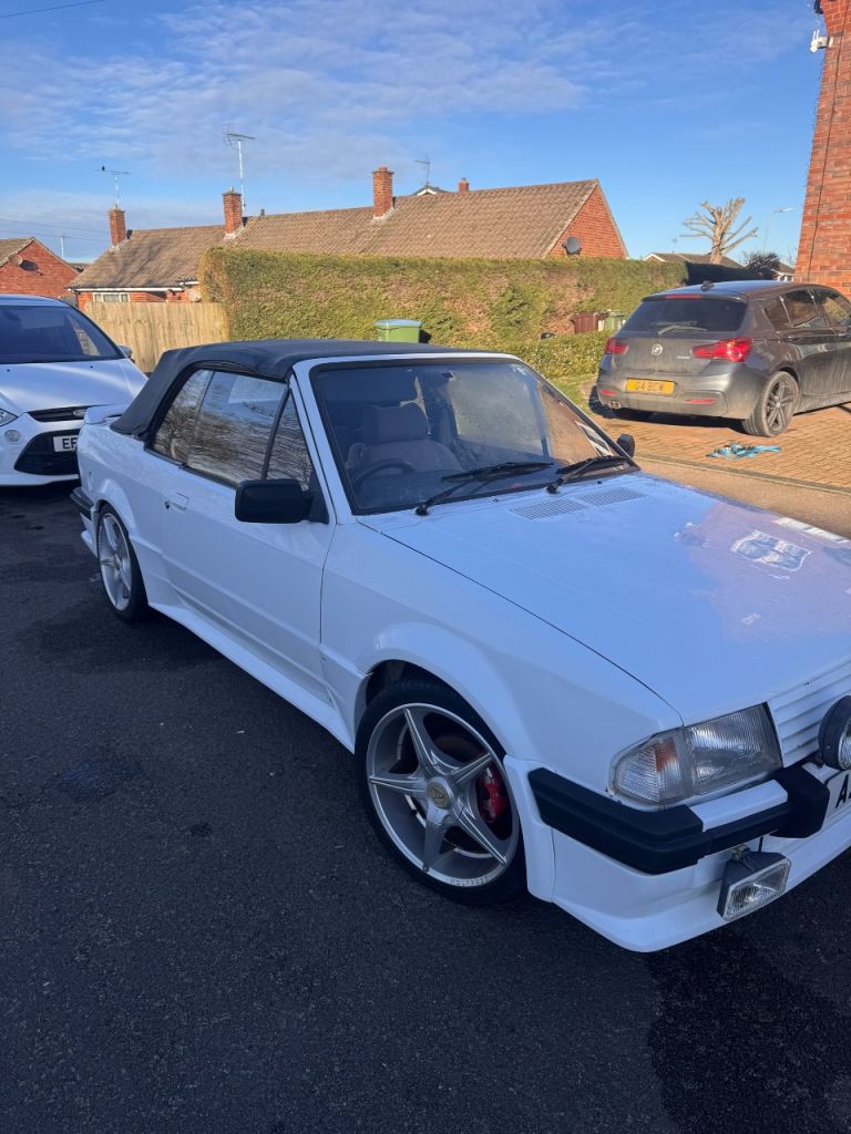 Ford, ESCORT, Convertible, 1984, Manual, 1597 (cc), 2 doors
