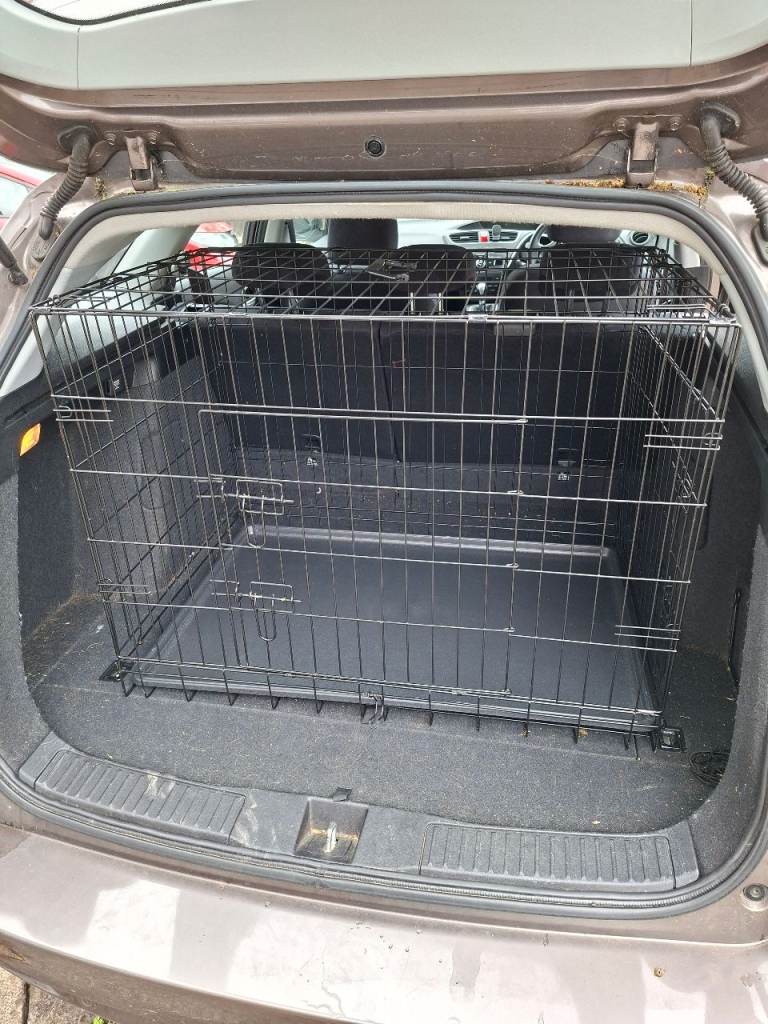 Medium dog crate 35"x23"xH26"