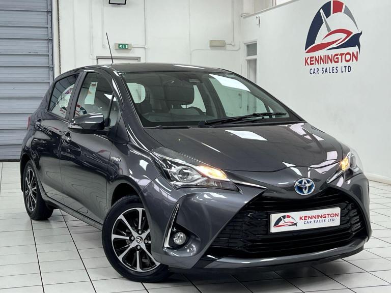 2019 Toyota Yaris 1.5 VVT-h Icon Tech E-CVT Euro 6 (s/s) 5dr HATCHBACK Petrol/Electric Hybrid Aut...