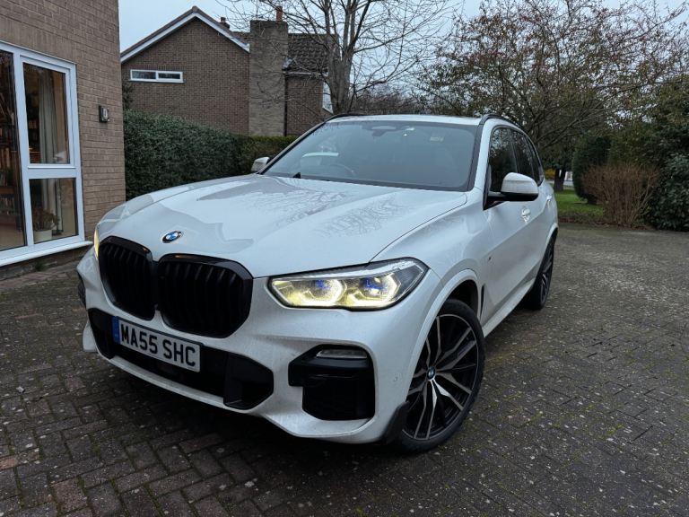 *** 2021 HUGE BMW X5 x-Drive 30D M-Sport Mineral White ***