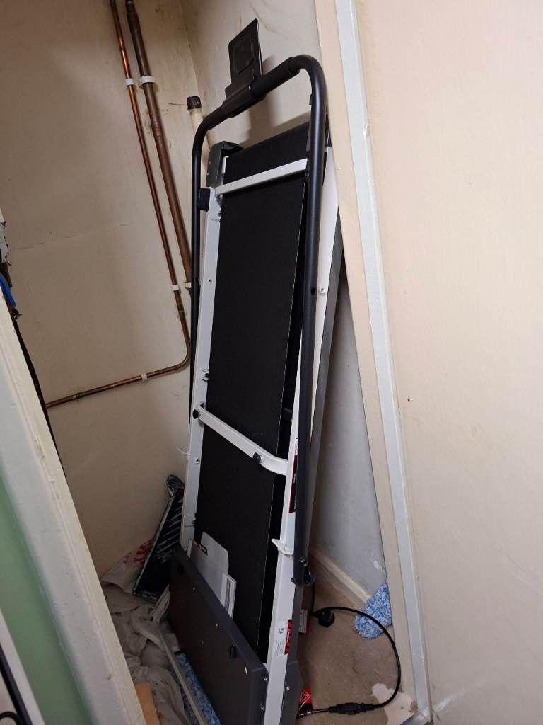 Treadmill 