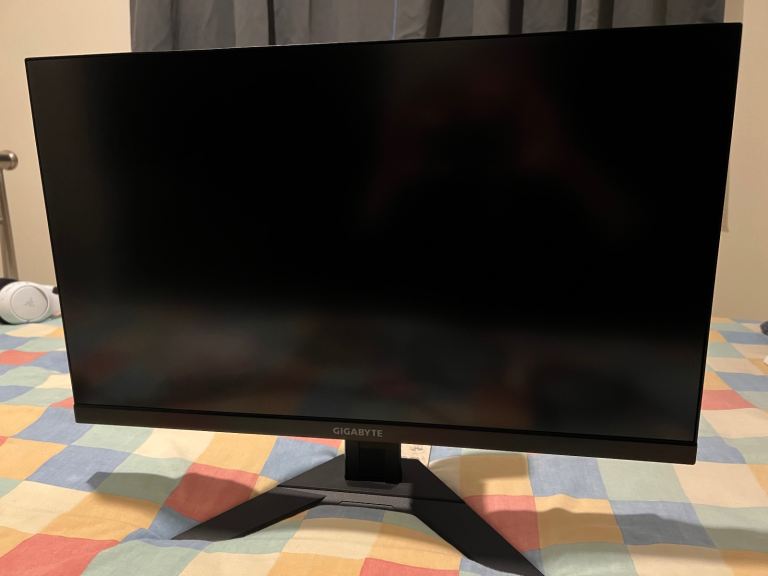 Gigabyte M27Q Rev 2.0 Gaming Monitor - Mint Condition, Boxed