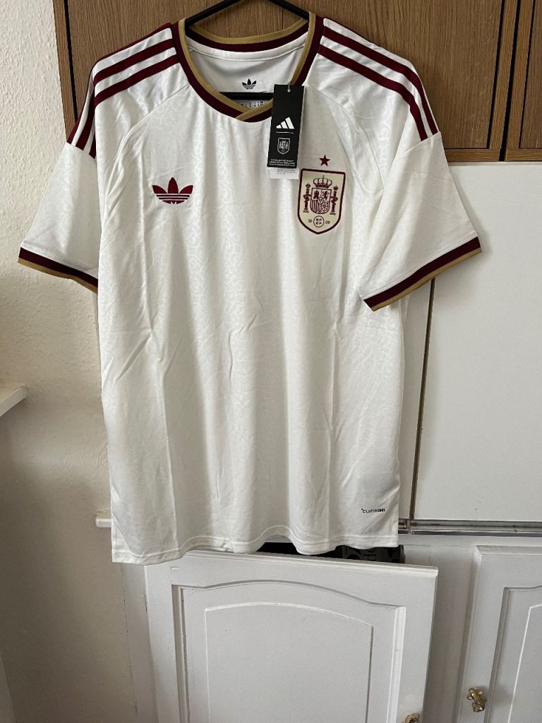 Brand New Adidas Spain Away Football Shirt White Short Sleeve 26/27