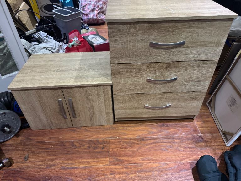 CHEST OF DRAWS FURNITURE 