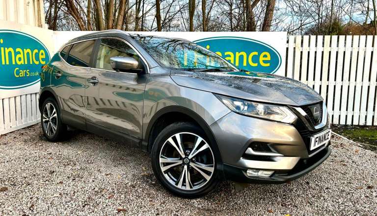 CAN'T GET CREDIT? CALL US! Nissan Qashqai 1.2 DIG-T N-Connecta, 2017 - £199 DEPOSIT, £66 PER WEEK