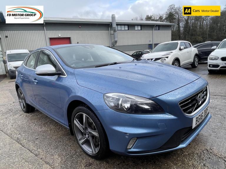 2016 Volvo V40 D3 [4 Cyl 150] R DESIGN Nav 5dr HATCHBACK DIESEL Manual