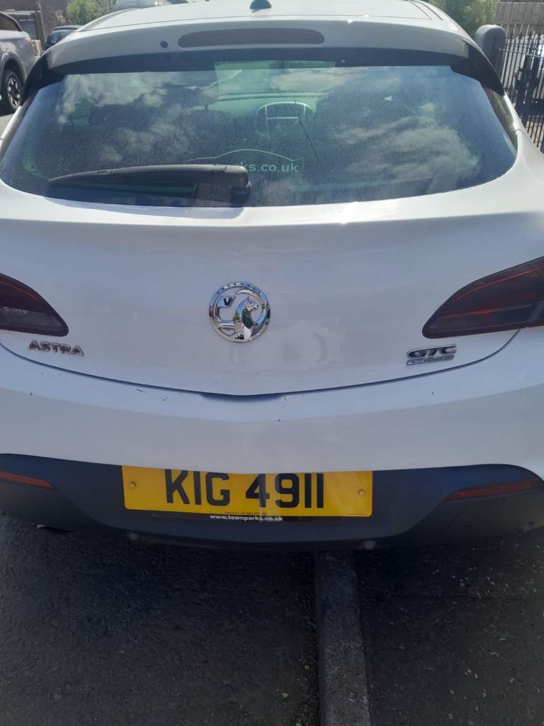 Vauxhall, ASTRA GTC, Hatchback, 2012, Manual, 1956 (cc), 3 doors