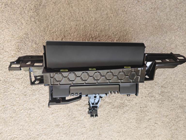 Genuine Audi C7 A6 8inch screen and 4G2919601AE 