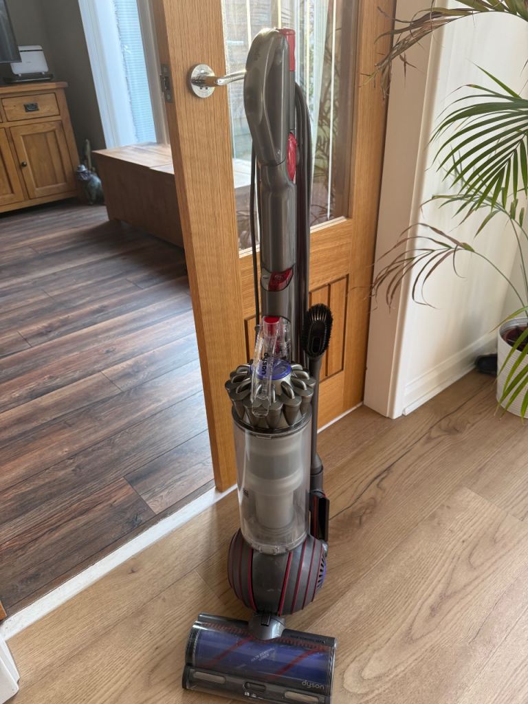 Dyson ball Hoover 
