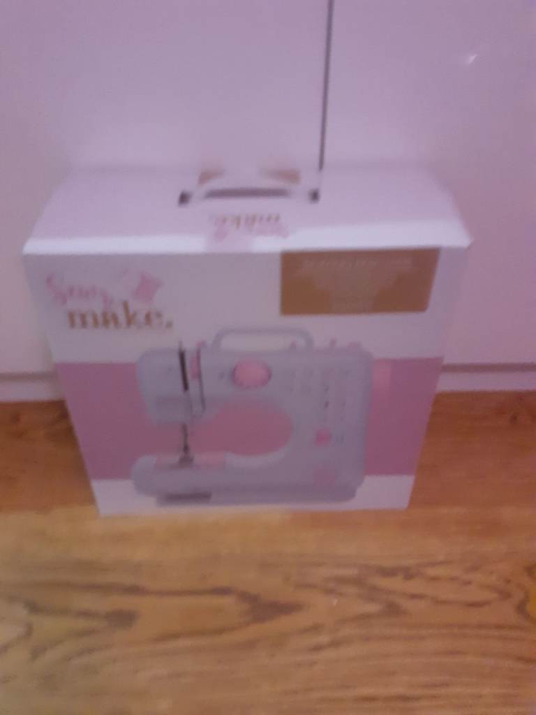 Sewing machine In Box - Threaded up ( Used once ) _ Perfect working order