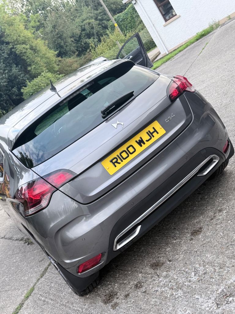DS, DS 4, Hatchback, 2016, Manual, 1560 (cc), 5 doors