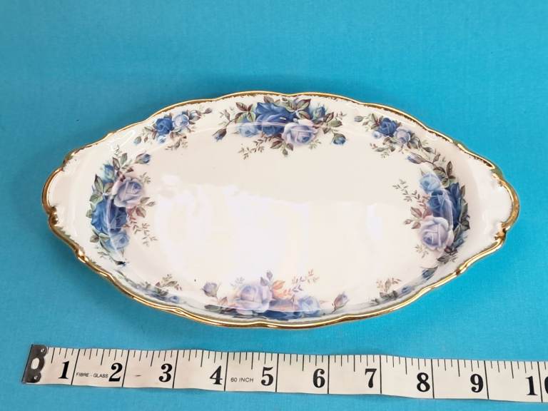 Decorative Ceramic Tray with Blue Rose Pattern and Gold Trim