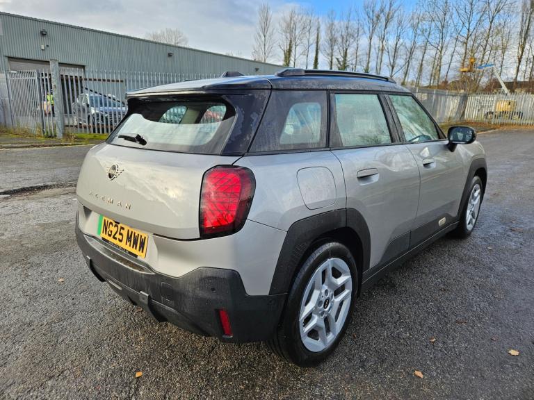 2025 25 MINI ACEMAN 135kW E Classic 43kWh 5dr Auto Damaged Salvage