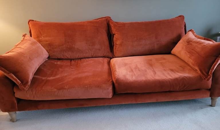 Loaf – Large Bakewell Sofa (Broken Pot colour, Clever Velvet fabric)
