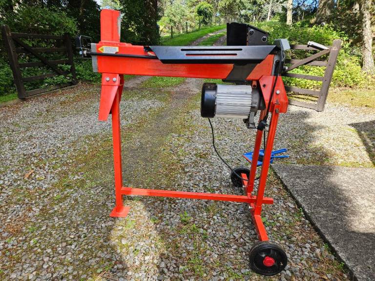 Hydraulic log splitter