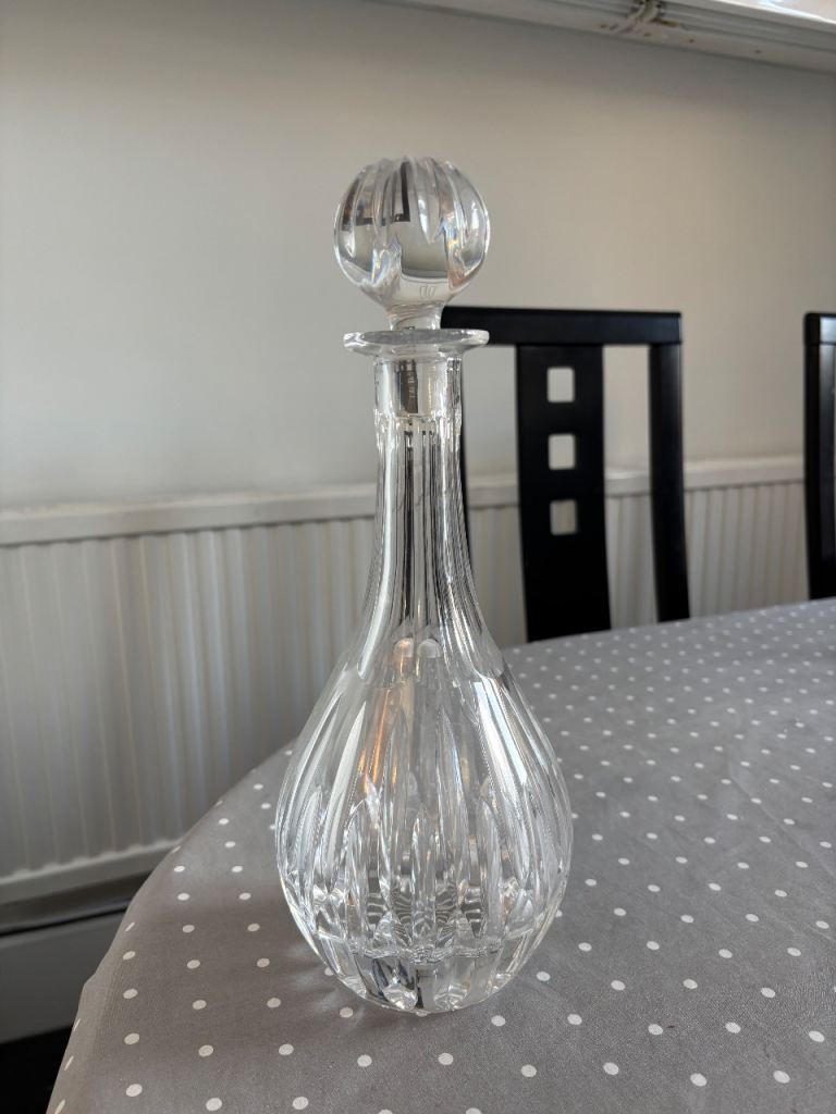 Glass crystal decanter 