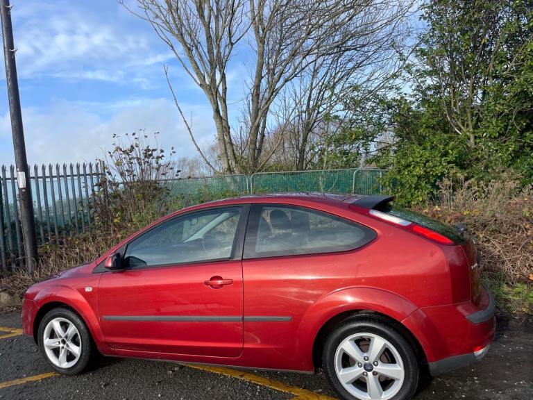 FORD FOCUS 1.6 ZETEC CLIMATE 08 REG 3 DOOR SERVICE HISTORY MOT MARCH 2026 LOW INSURANCE 