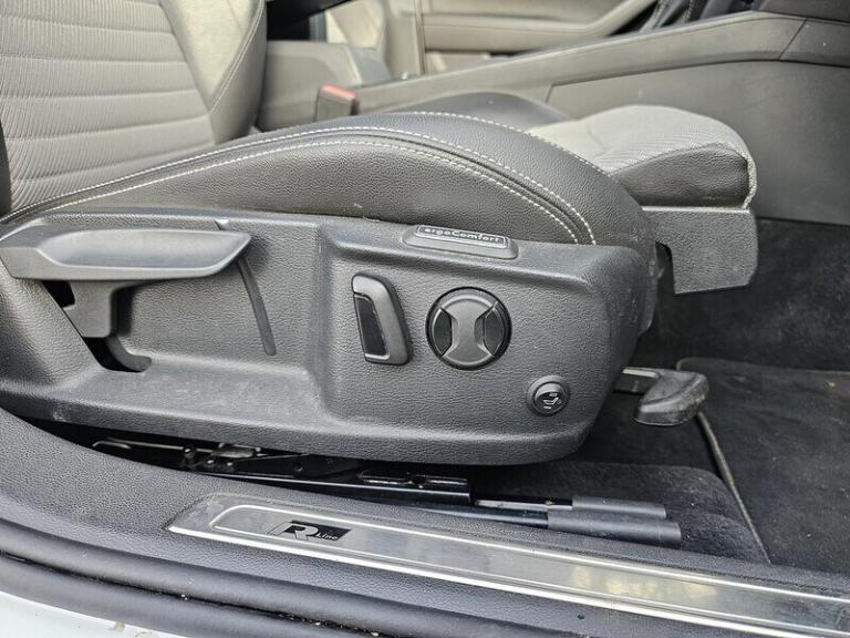 2018 Volkswagen Passat 1.8 TSI 180 R-Line 5dr DSG [Panoramic Roof] ESTATE PETROL Automatic