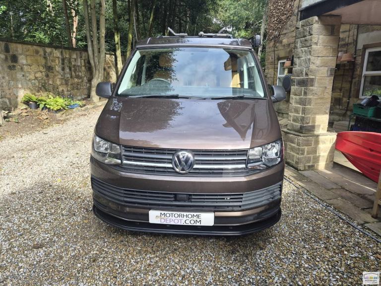 Volkswagon Transporter T6 4 Berth 4 Belt.