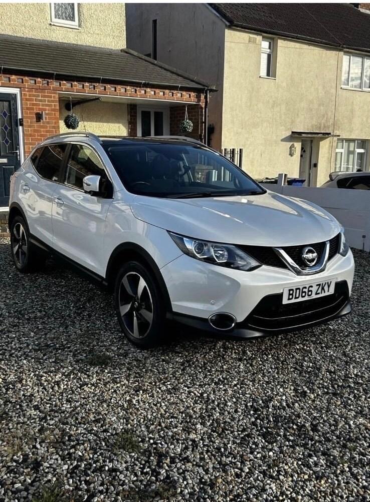 2016 Nissan Qashqai 1.5 dCi N-Connecta*PEARL WHITE*TOP SPEC*GENUINE 92K MILES*ULEZ*ONLY £20 TAX H...