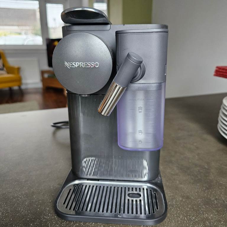 DeLonghi coffee maker