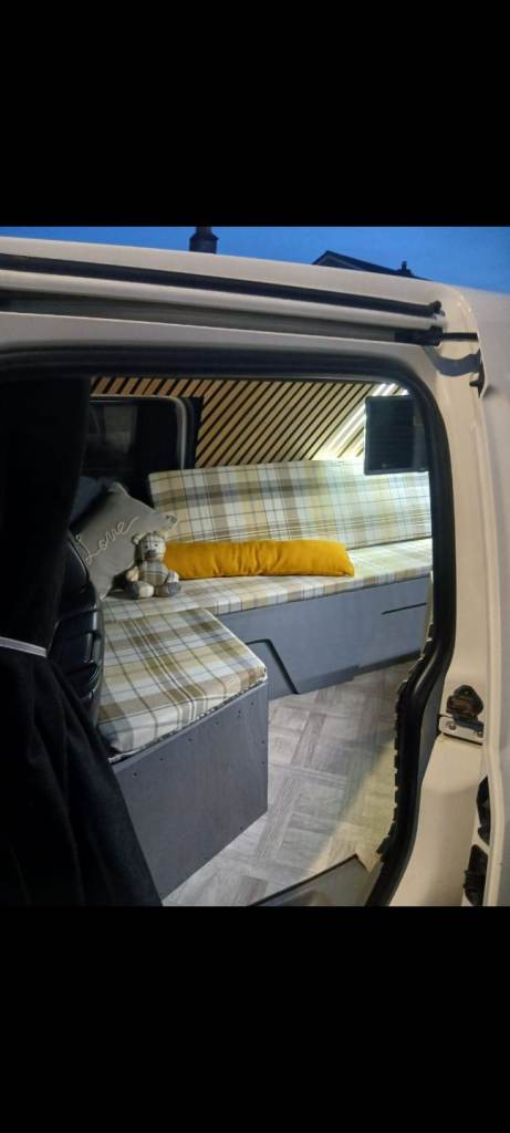 Vw Caddy campervan