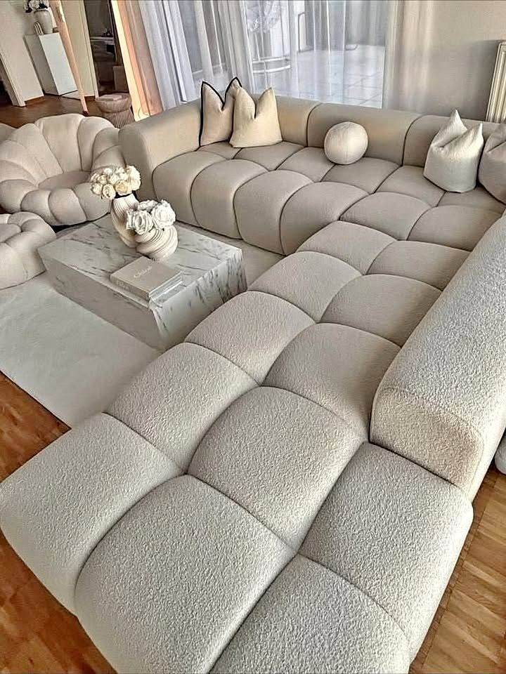 Soft Cream Bubble Tufted Corner Sofa | Luxurious & Spacious 